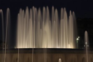 Urban-14 Fontana in Piazza Castello